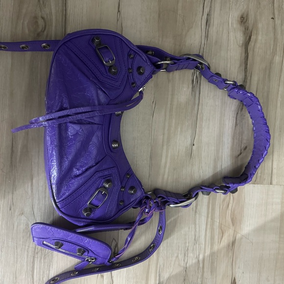 Authentic balenciaga XS Le Cagole leather shoulder bag - Picture 2 of 8